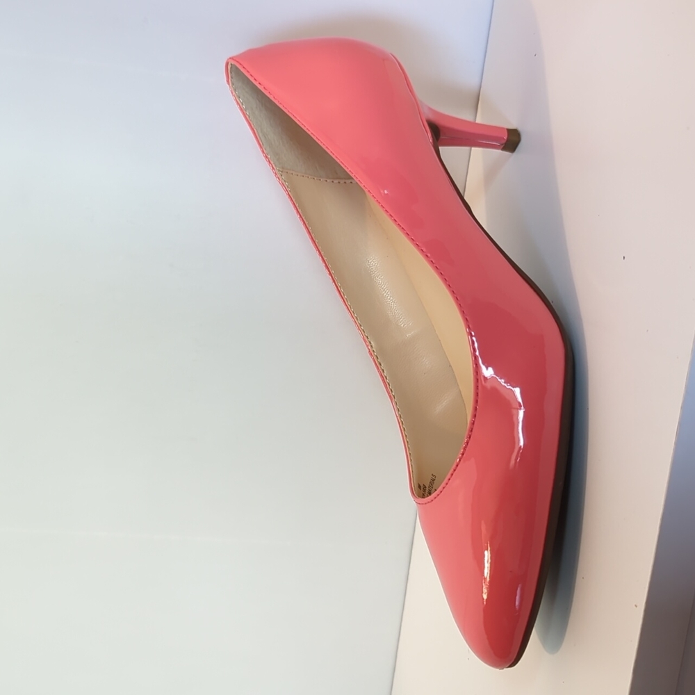 Liz Claiborne Size 8M Joelle Coral Shoes